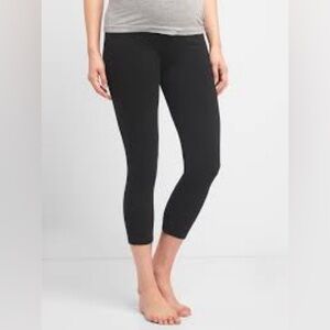 Gap Maternity Pure Body Under Belly Capri Leggings